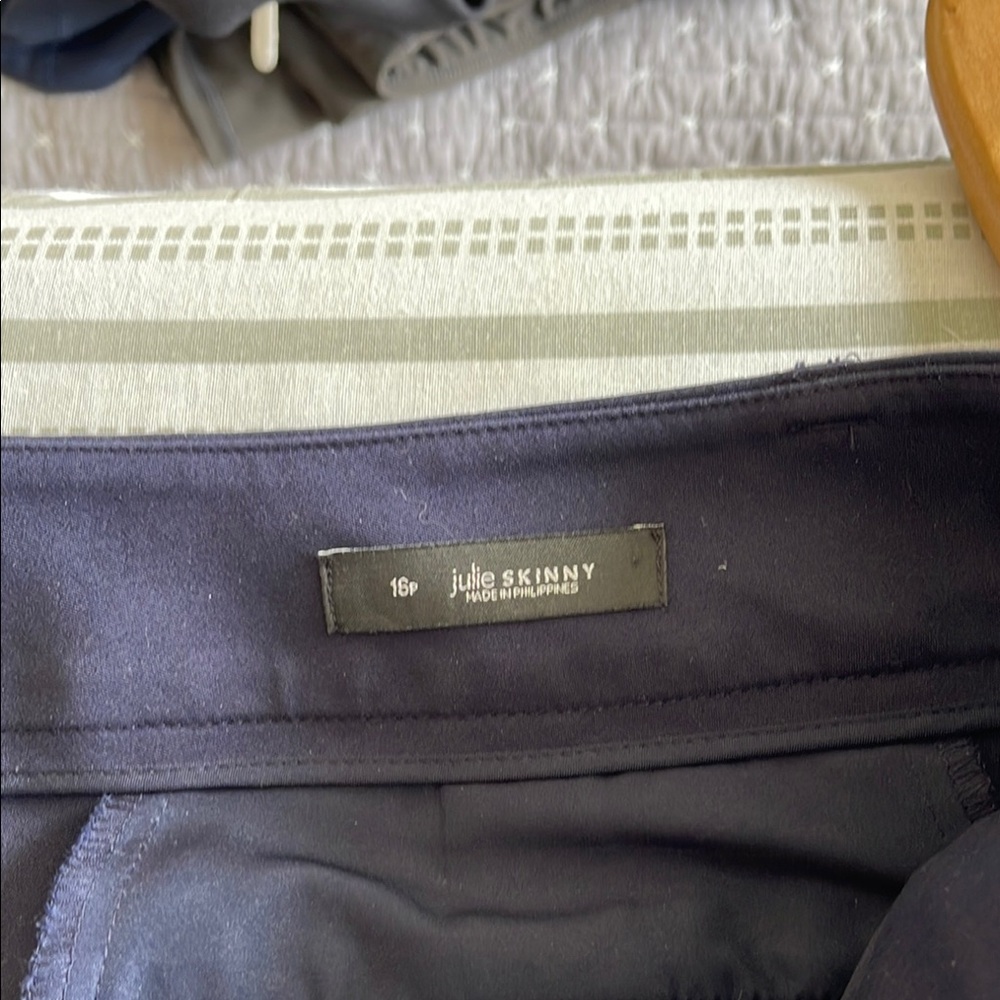 Julie Skinny Navy Pants